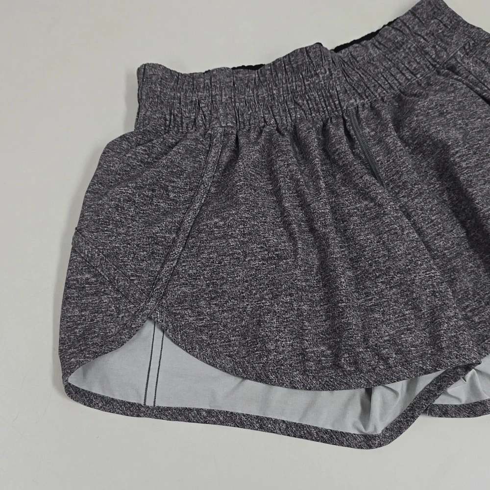 Lululemon Tracker Short V *4